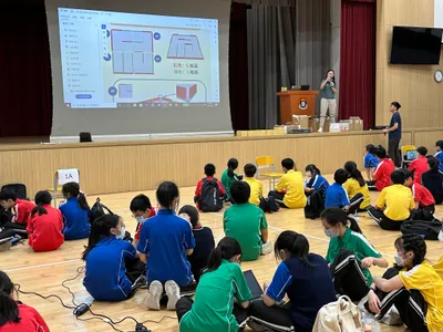 Microbit x 智能小車 逃出迷宮任務 